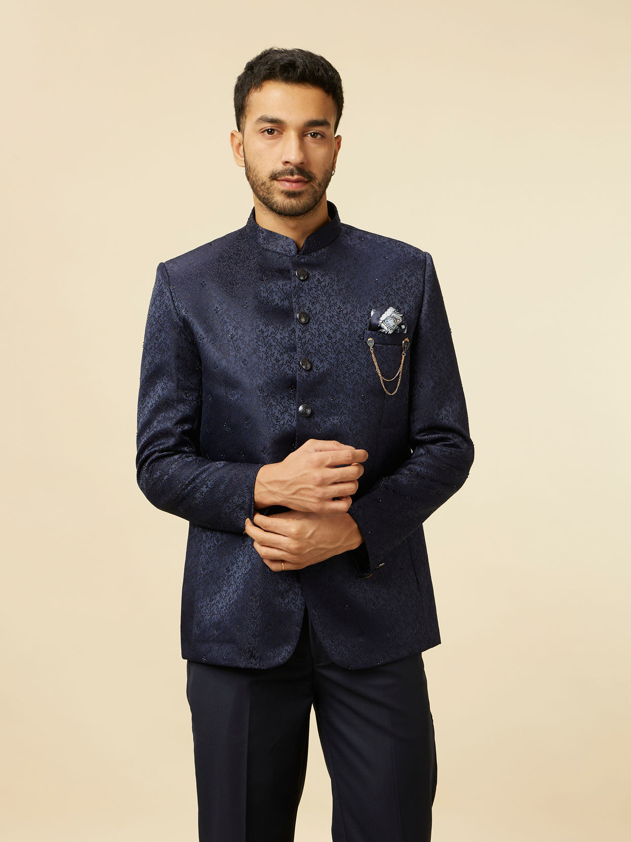 alt message - Manyavar Men Dark Blue Bel Buti Patterned Jodhpuri Suit image number 0